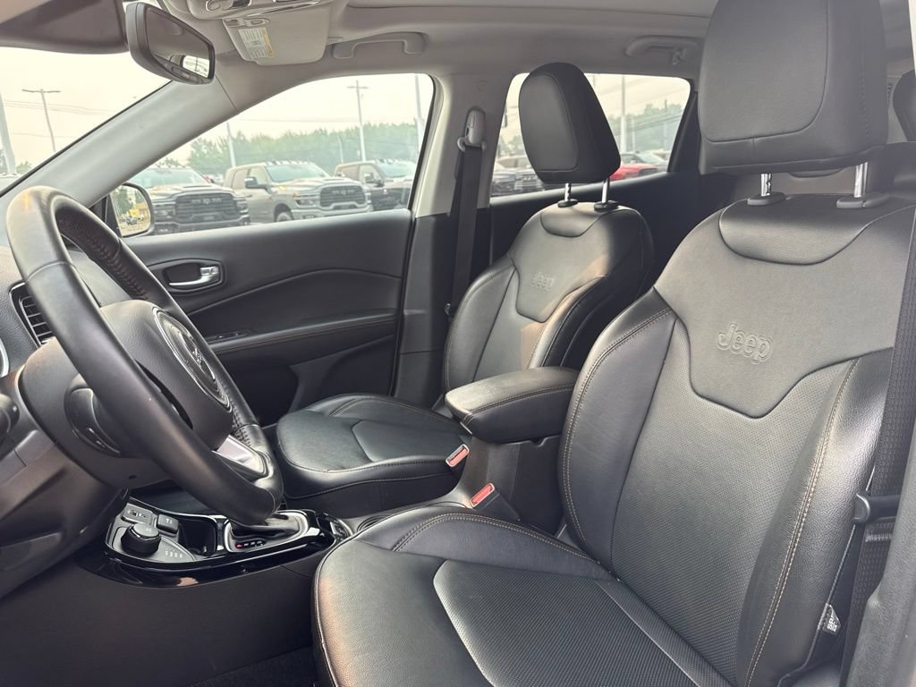 Used 2020 Jeep Compass Limited w/ Advanced Safety Group AWD/4WD image 42