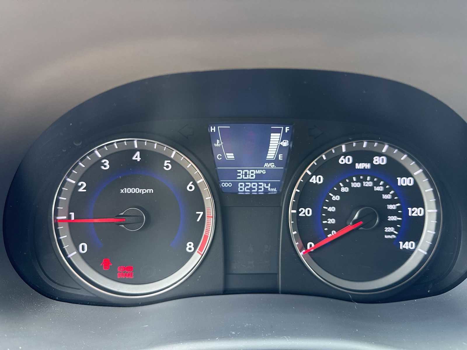 Used 2013 Hyundai Accent SE image 30
