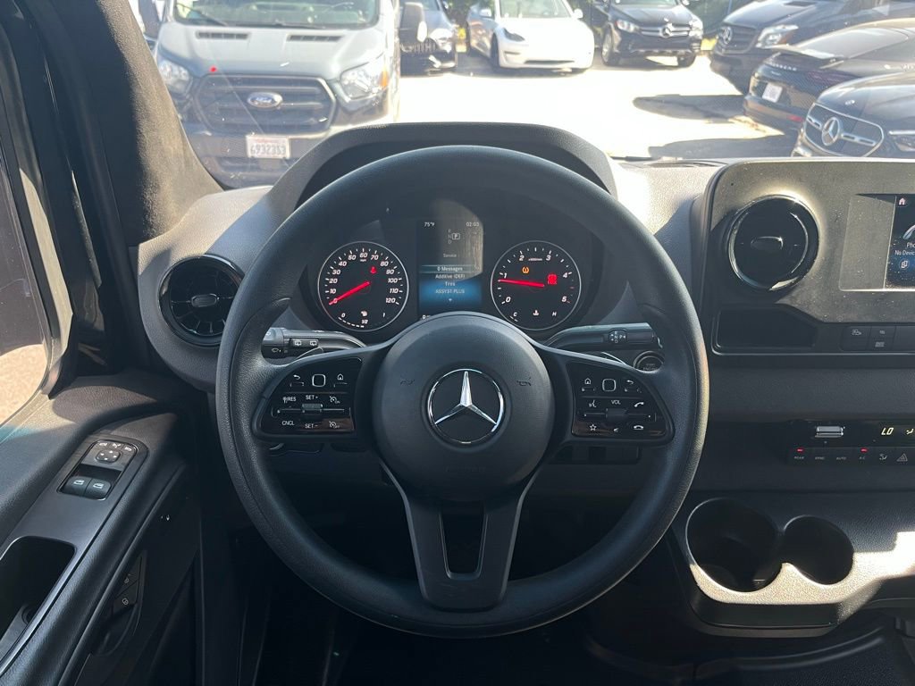 Used 2024 Mercedes-Benz Sprinter 2500 image 12