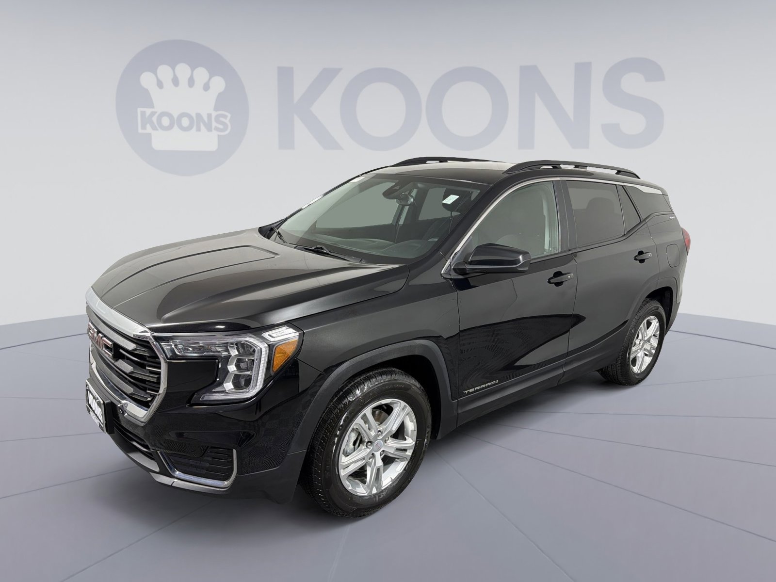 Used 2022 GMC Terrain SLE w/ Driver Convenience Package