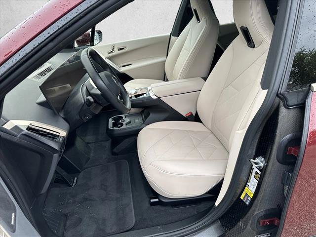 Certified 2024 BMW iX xDrive50 w/ Premium Package AWD/4WD image 12