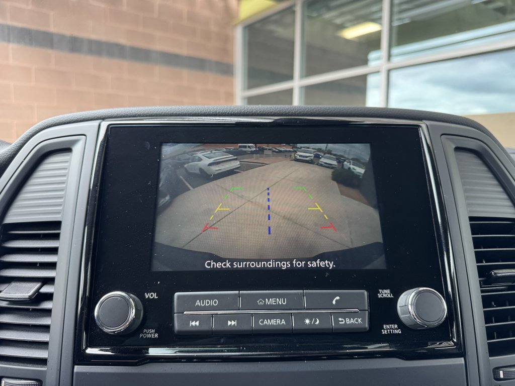 Used 2024 Nissan Titan SV w/ SV Convenience Package image 26