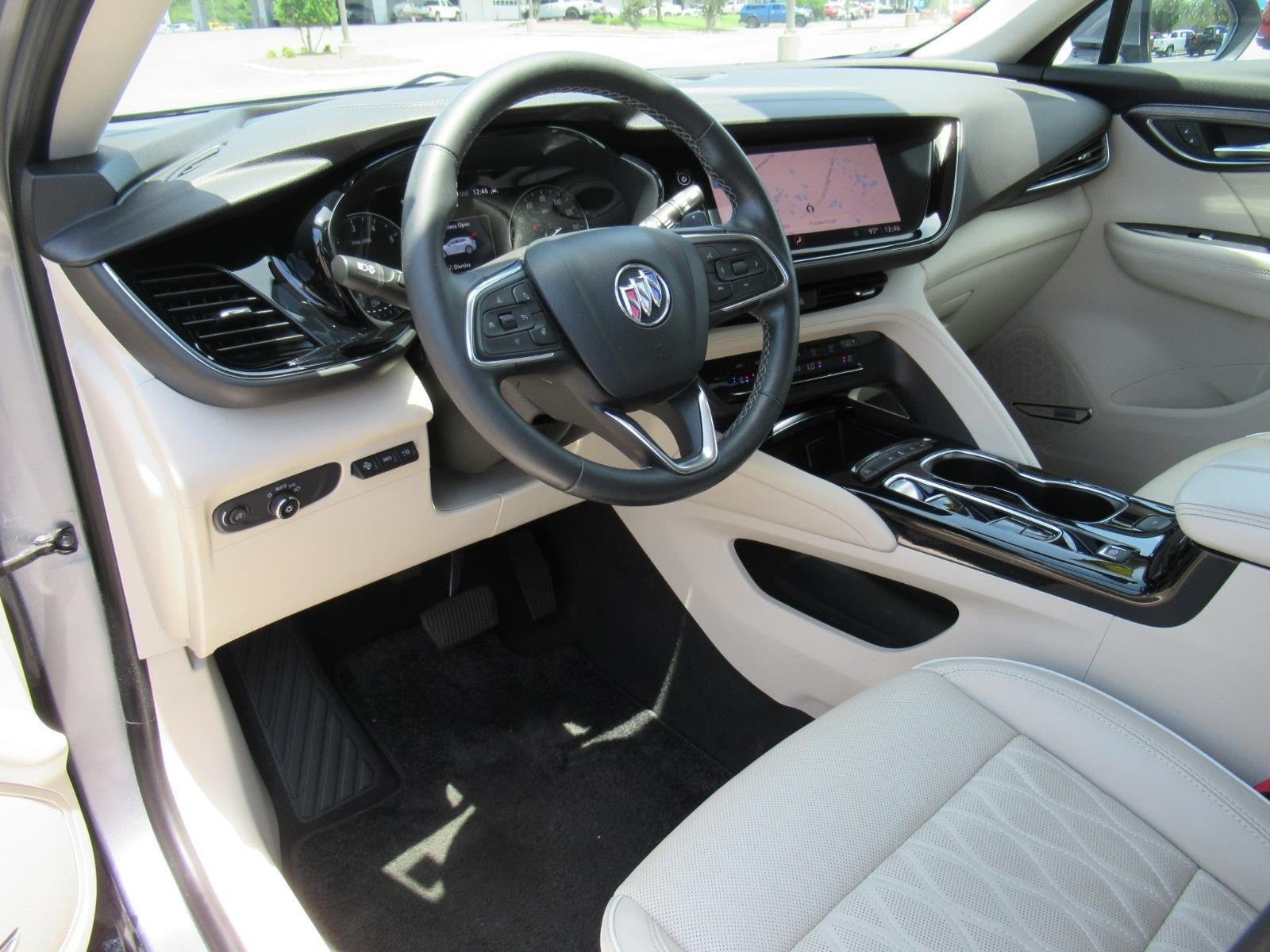 Used 2021 Buick Envision Avenir w/ Technology Package II FWD image 15