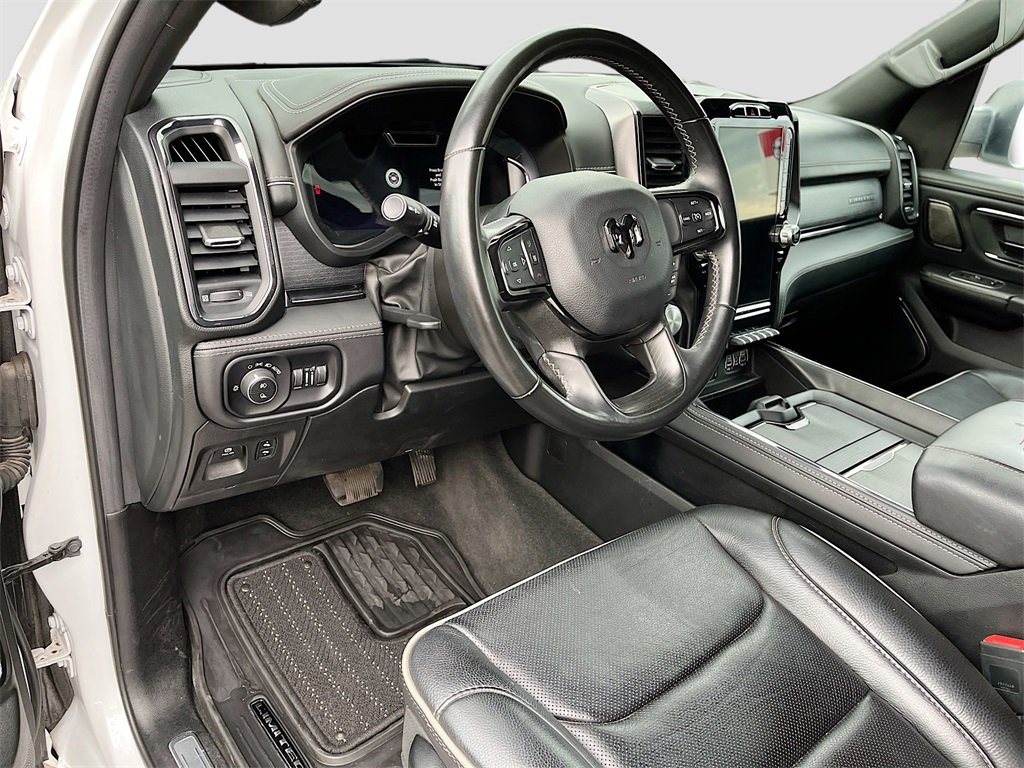 Used 2023 RAM 1500 Limited w/ Night Edition image 9