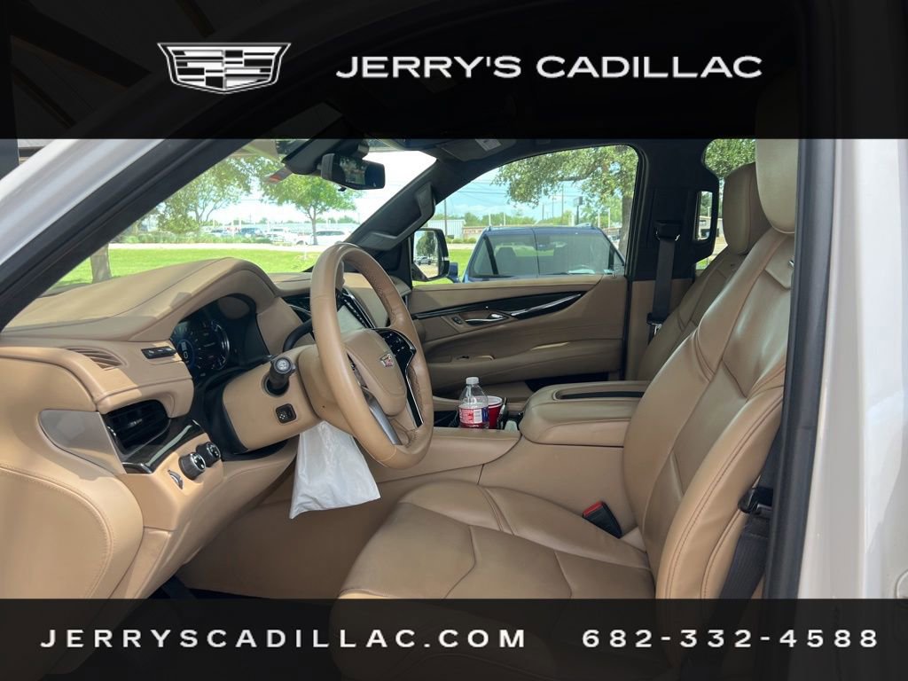 Used 2019 Cadillac Escalade Platinum AWD/4WD image 7