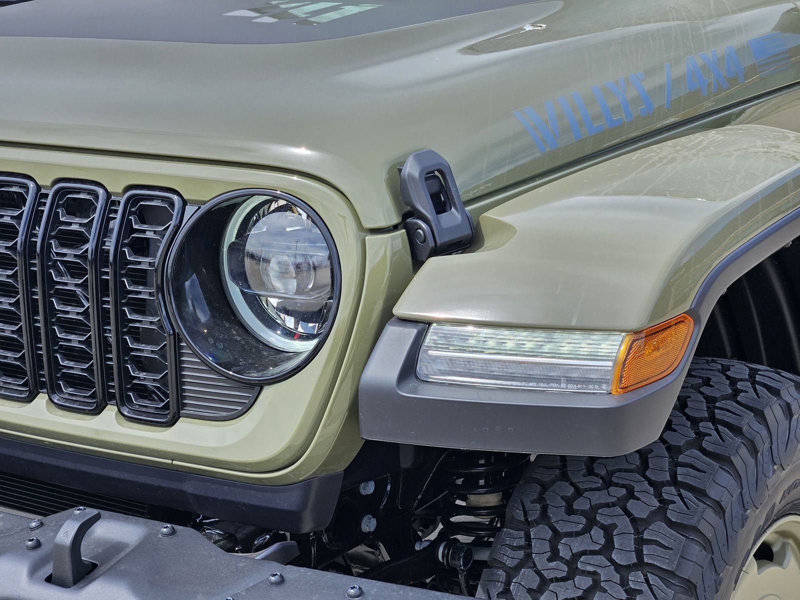 New 2026 Jeep Wrangler Unlimited Sport AWD/4WD image 10
