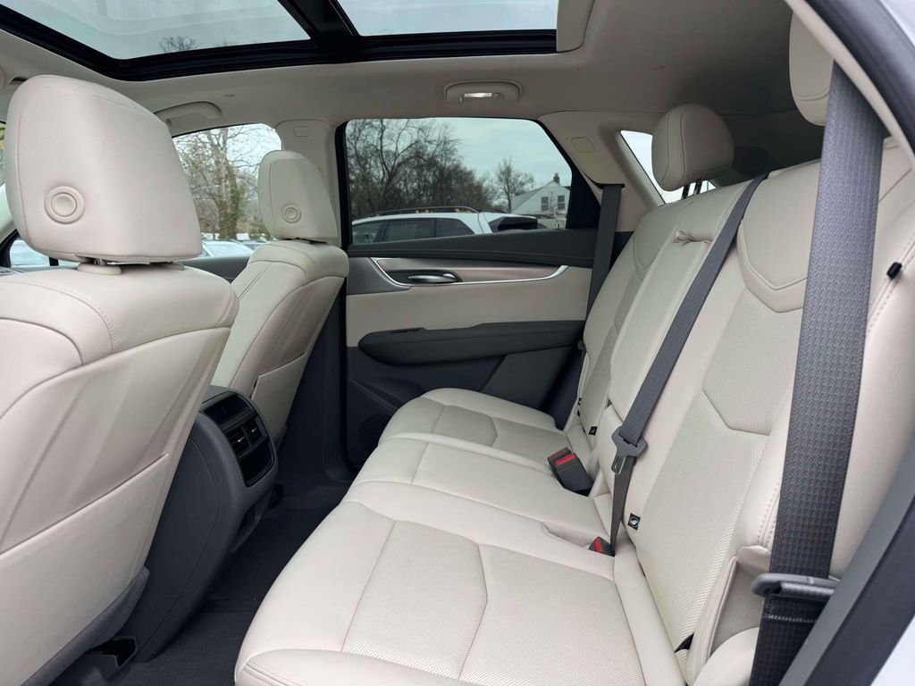 Used 2023 Cadillac XT5 Premium Luxury w/ LPO, Floor Liner Package AWD/4WD image 12