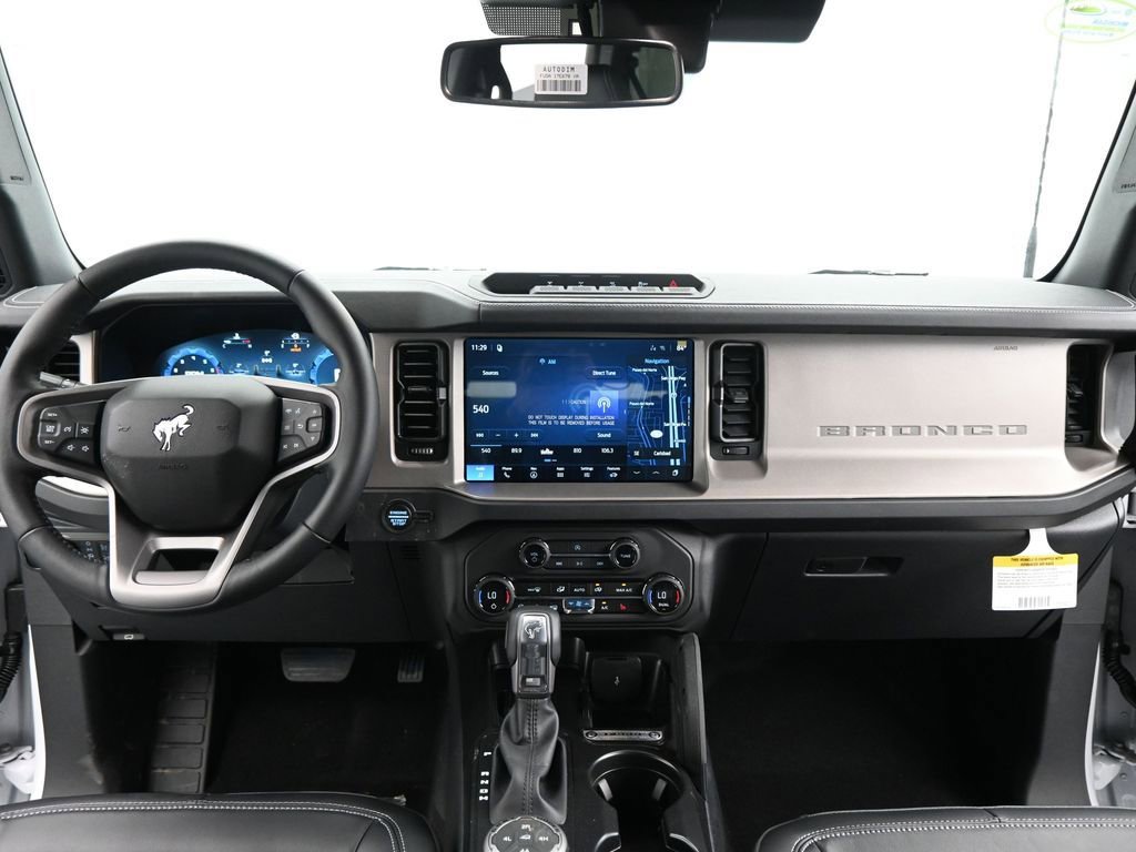 New 2026 Ford Bronco Outer Banks w/ Sasquatch Package AWD/4WD image 18