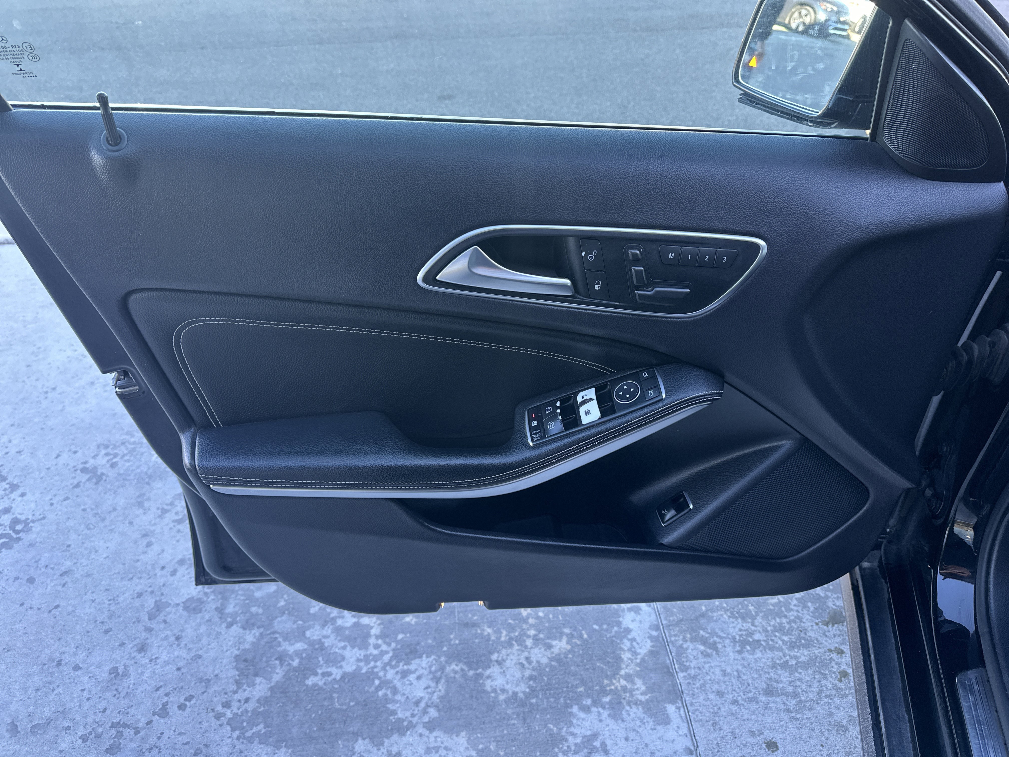 Used 2015 Mercedes-Benz GLA 250 4MATIC image 14