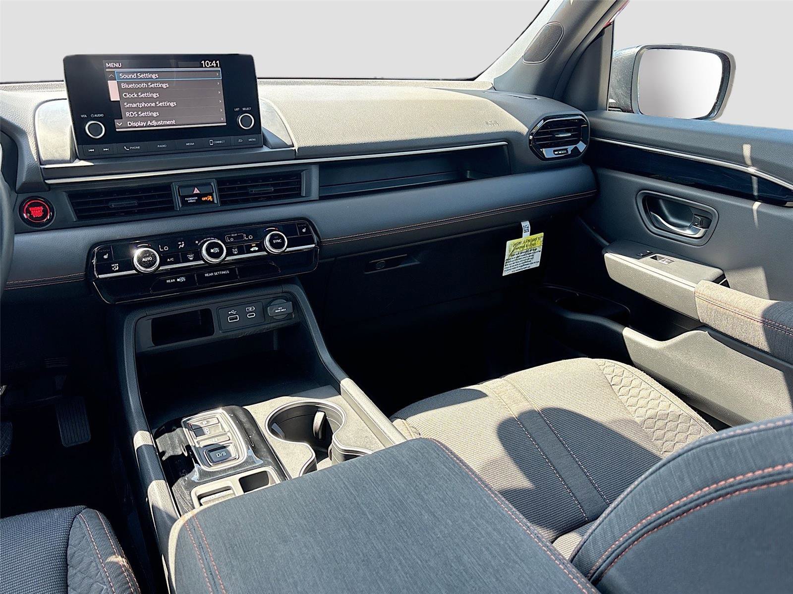 Certified 2025 Honda Pilot Sport image 26