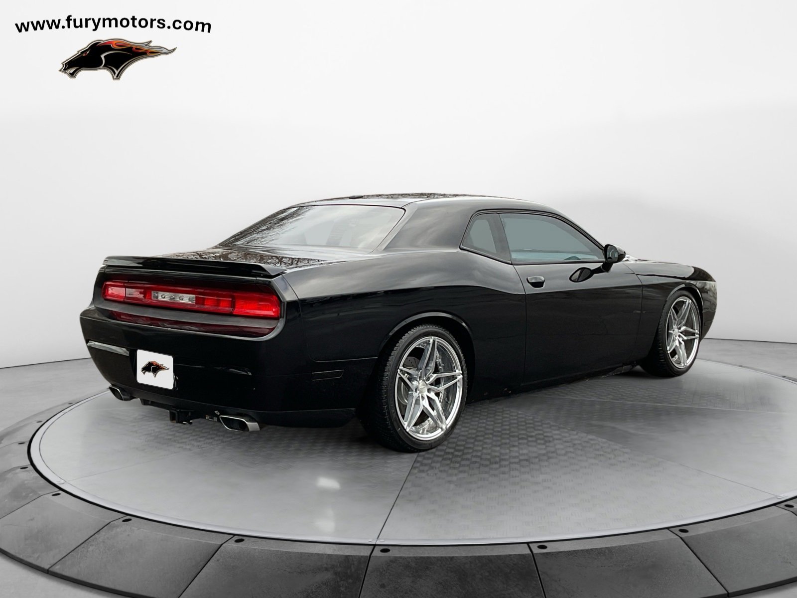 Used 2012 Dodge Challenger R/T Plus image 3