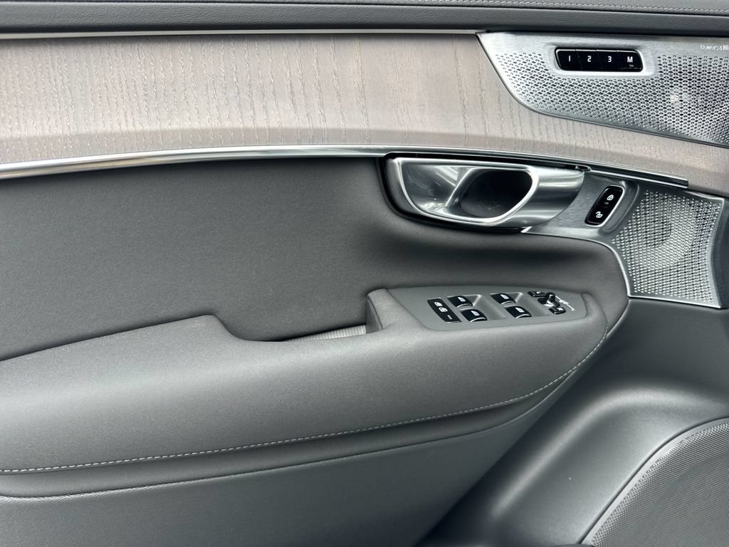 New 2026 Volvo XC90 T8 Ultra w/ Lounge Package AWD/4WD image 10