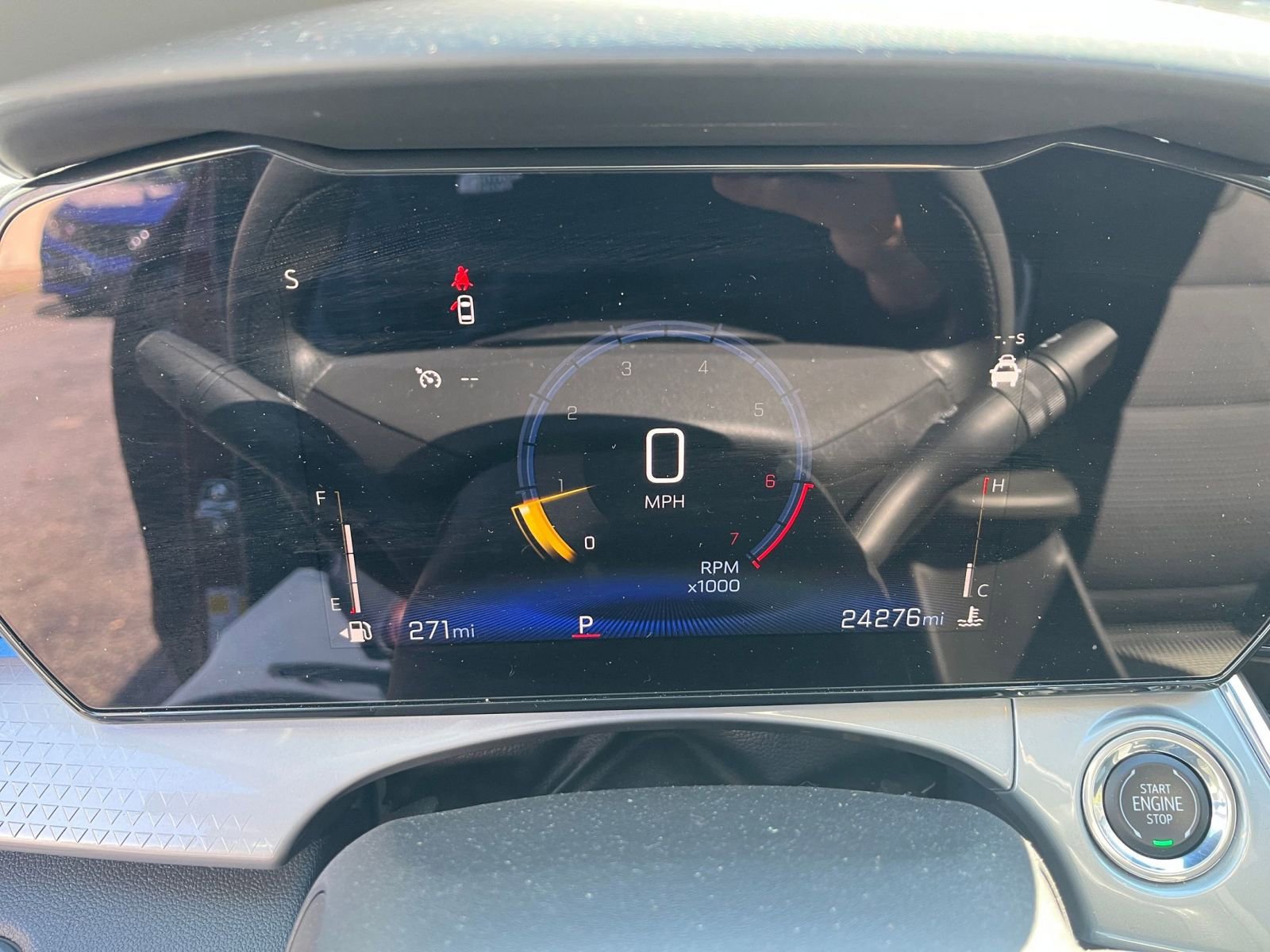 Used 2025 Chevrolet Trax LT FWD image 37