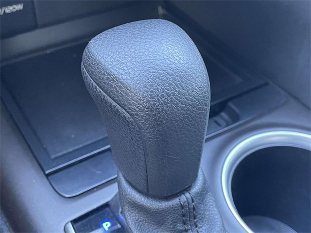 Used 2021 Toyota Camry LE image 6