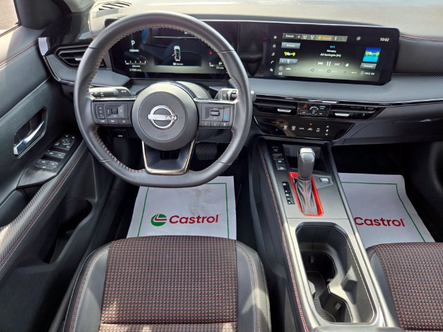 Used 2025 Nissan Kicks SR AWD/4WD image 14