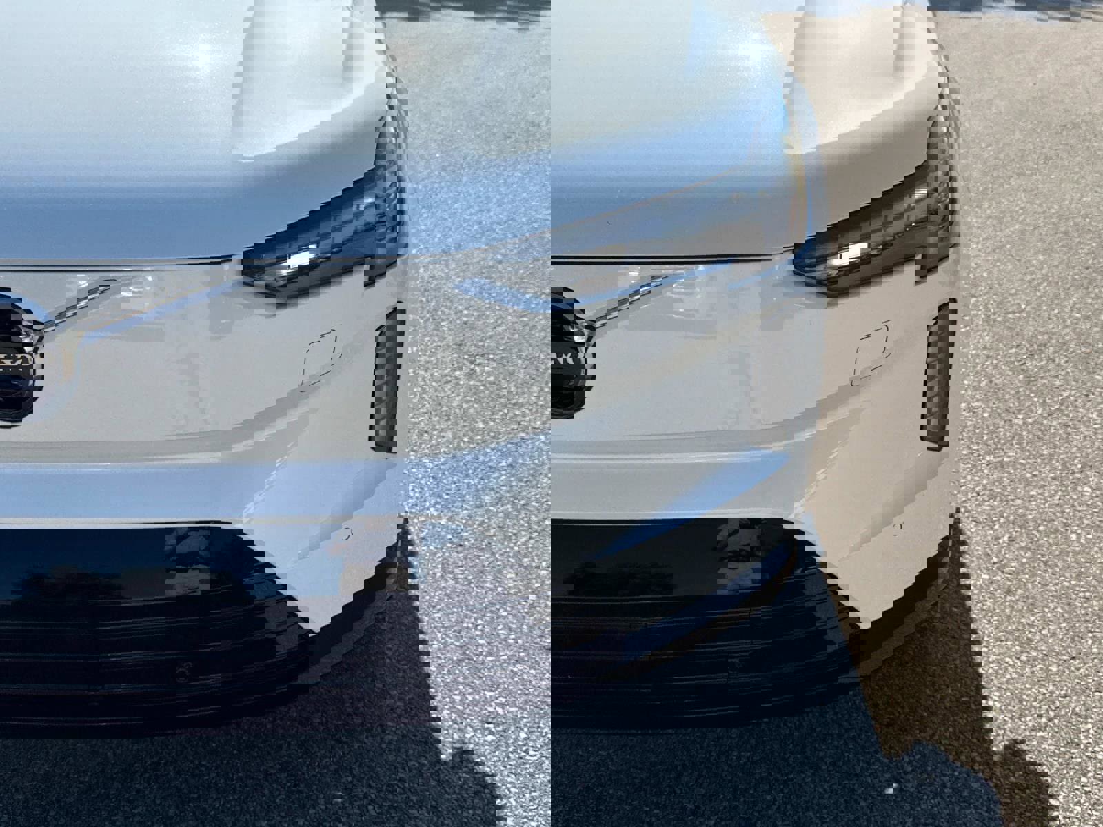 New 2025 Volvo EX90 Plus w/ Protection Package Premier image 10