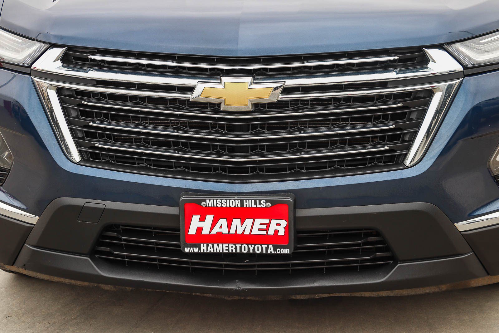Used 2023 Chevrolet Traverse LT FWD image 11