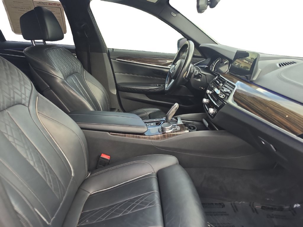 Used 2017 BMW 530i RWD image 15
