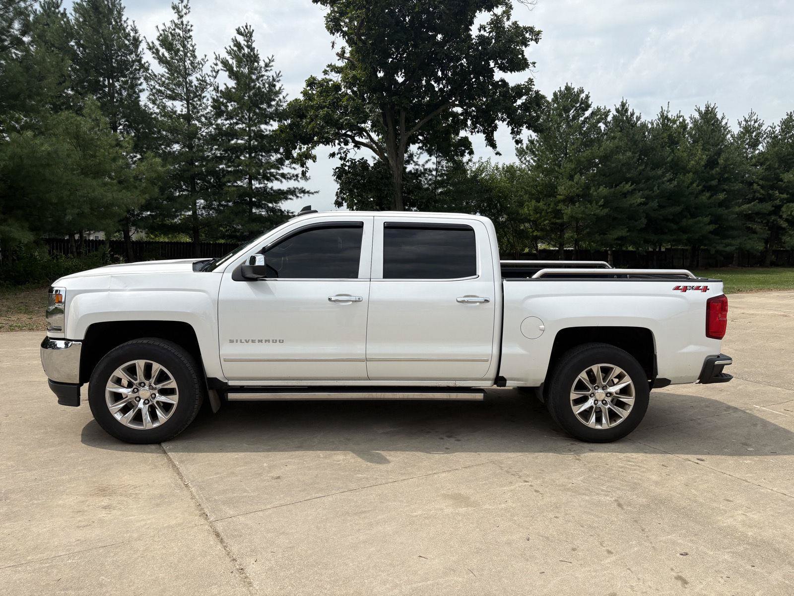 Used 2018 Chevrolet Silverado 1500 LTZ w/ Sport Package AWD/4WD image 22