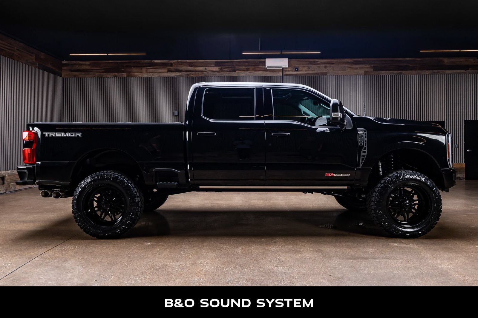 Used 2024 Ford F250 Lariat w/ Lariat Ultimate Package AWD/4WD image 11