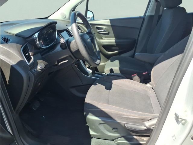 Used 2019 Chevrolet Trax LS w/ Tint and Cruise Package image 20
