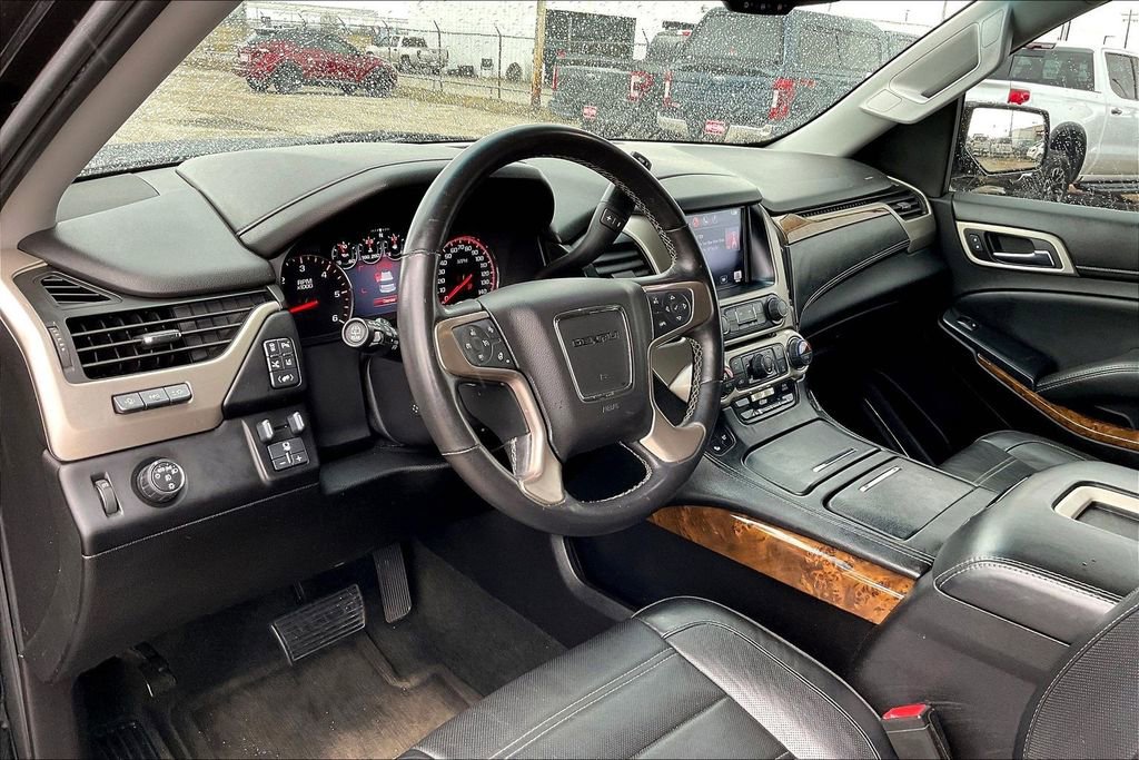 Used 2015 GMC Yukon Denali w/ Touring Package image 13