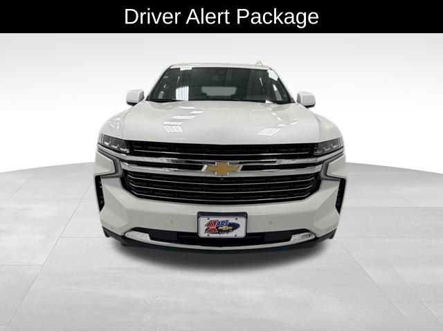 Used 2022 Chevrolet Suburban LT w/ LT Signature Package image 9