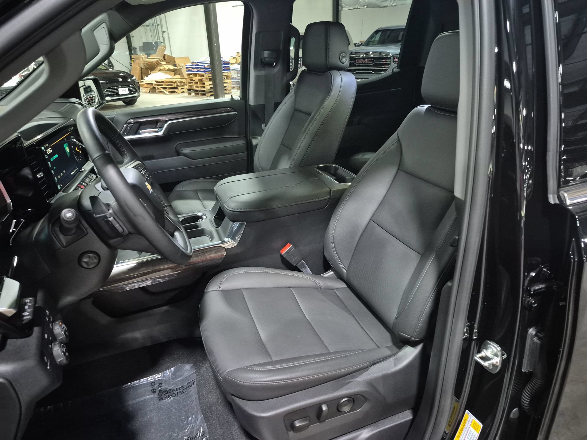 Certified 2026 Chevrolet Silverado 1500 LTZ w/ LTZ Premium Package AWD/4WD image 21