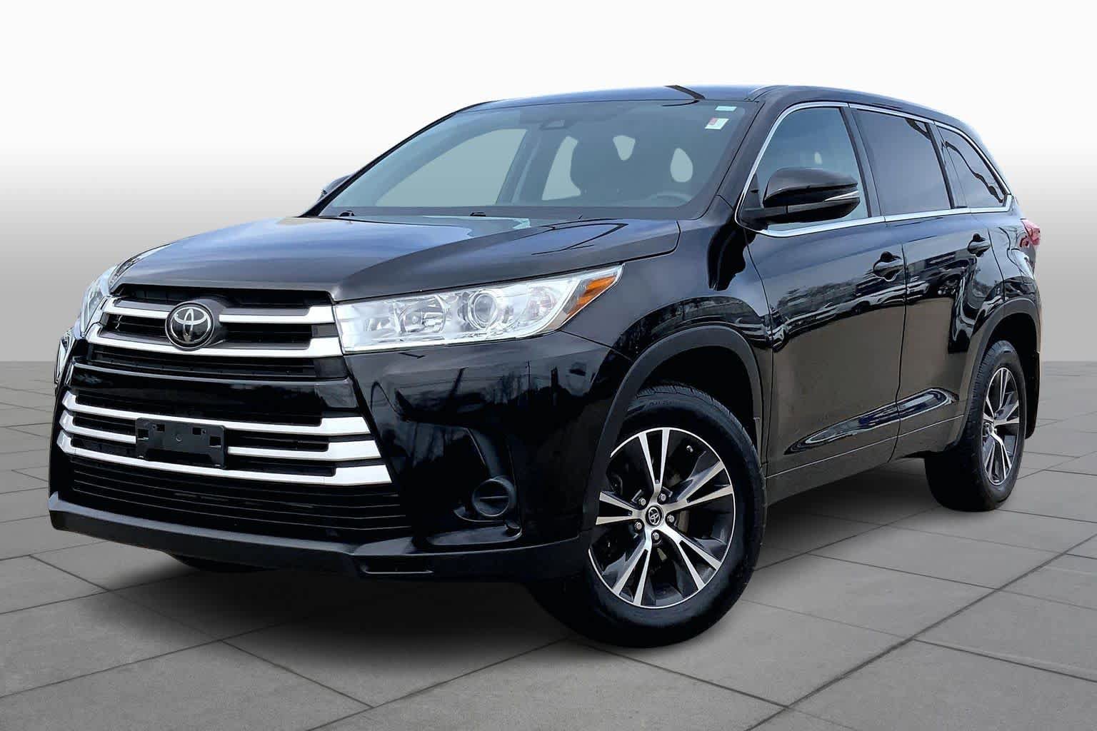 Used 2018 Toyota Highlander LE