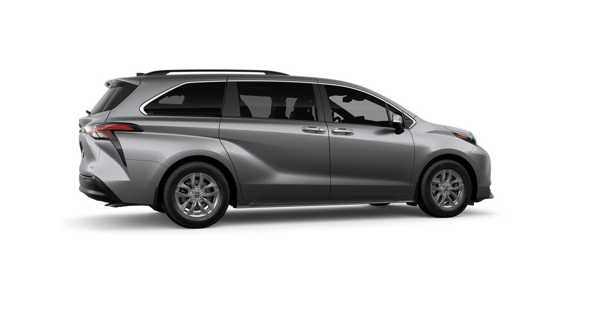New 2026 Toyota Sienna XLE FWD image 35