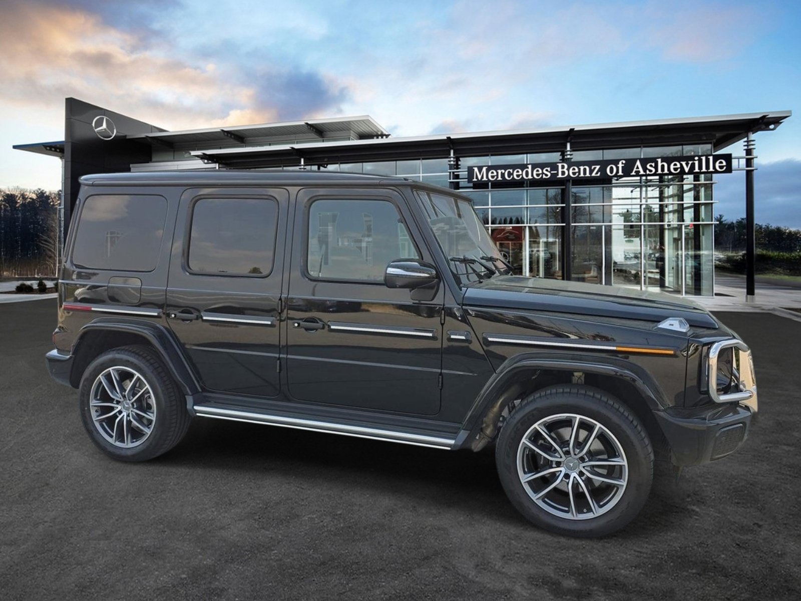 Certified 2025 Mercedes-Benz G 550 image 1