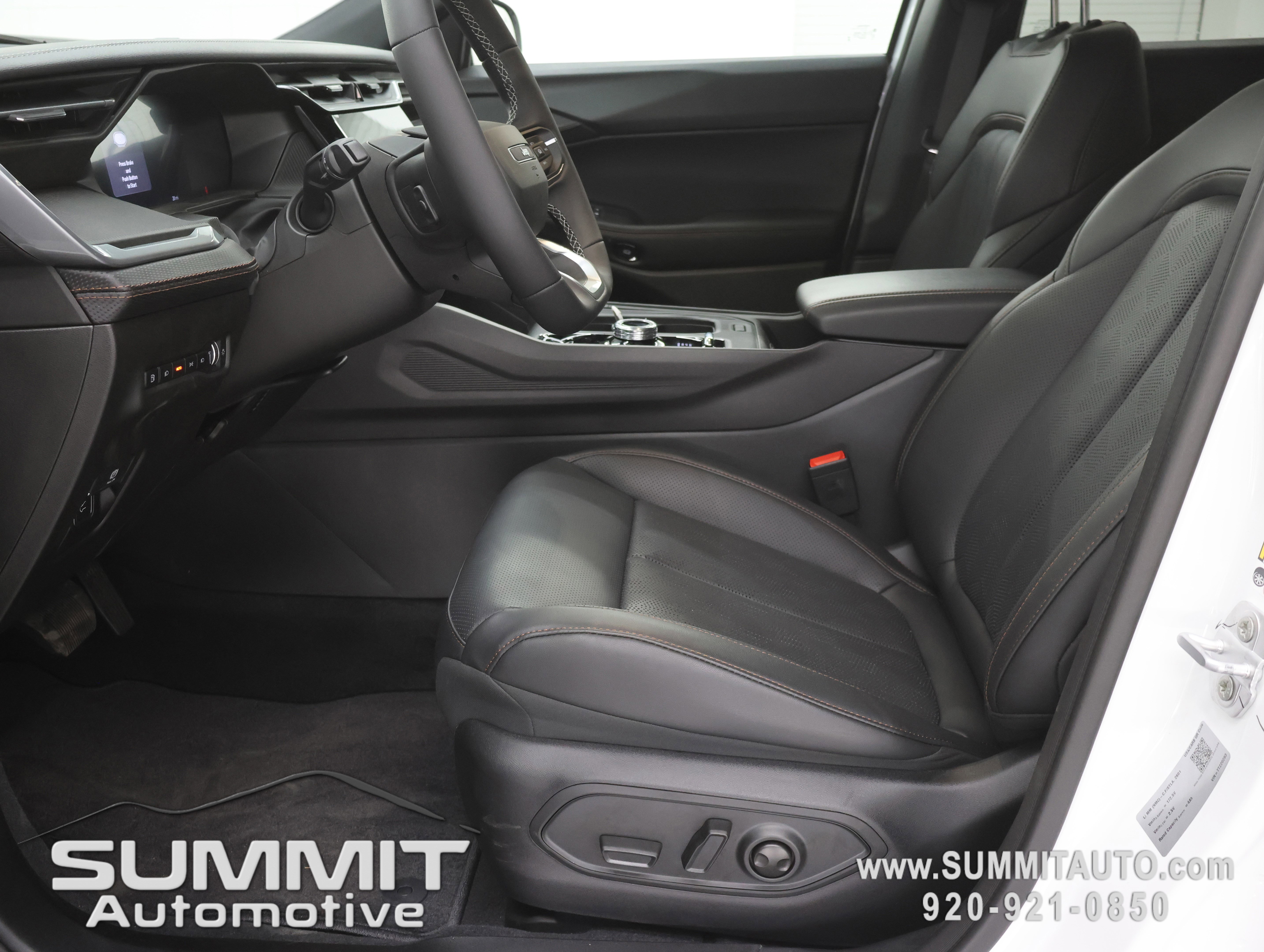 New 2026 Jeep Cherokee Overland image 8