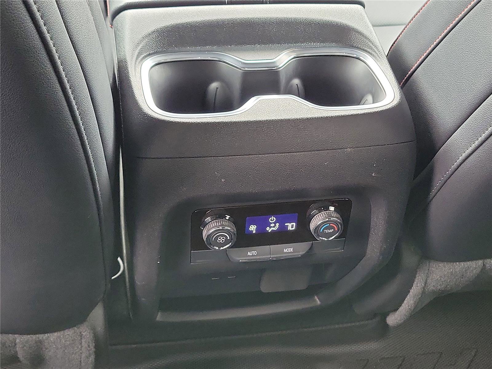 Used 2025 Chevrolet Traverse Z71 w/ Driver Confidence Package AWD/4WD image 12