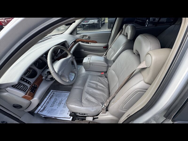 Used 2002 Buick Le Sabre Custom w/ Prestige Pkg FWD image 10