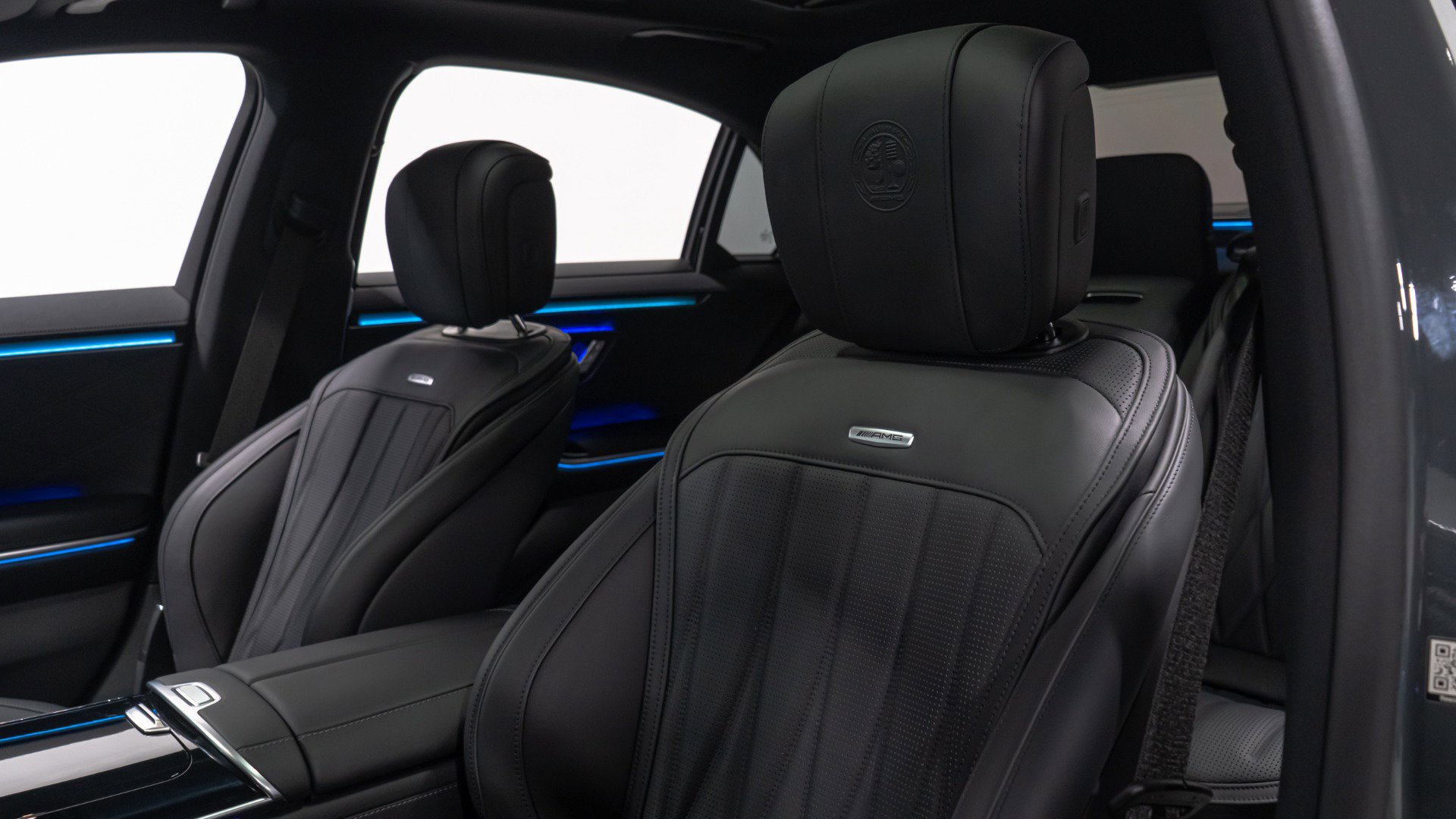 Used 2025 Mercedes-Benz S 63 AMG S image 33