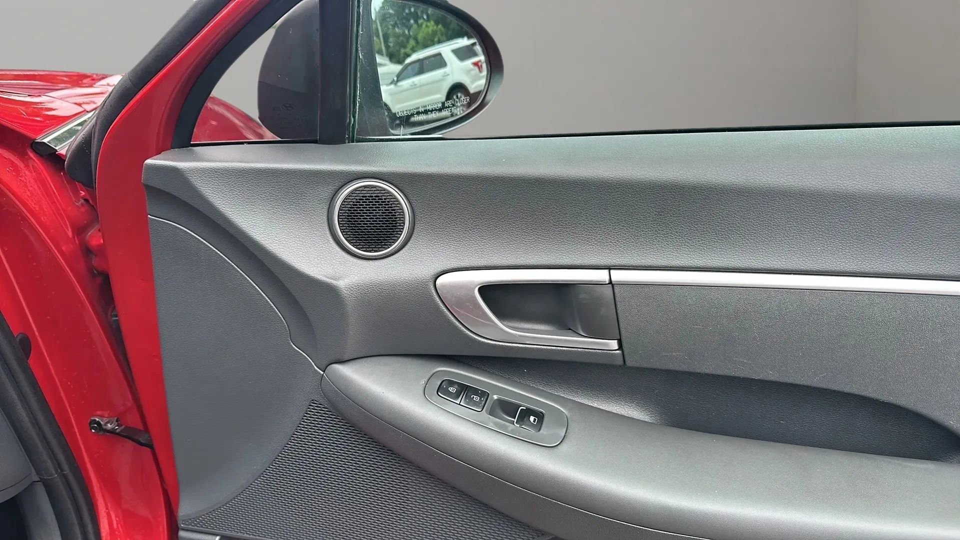 Used 2020 Hyundai Sonata SE w/ Cargo Package image 31