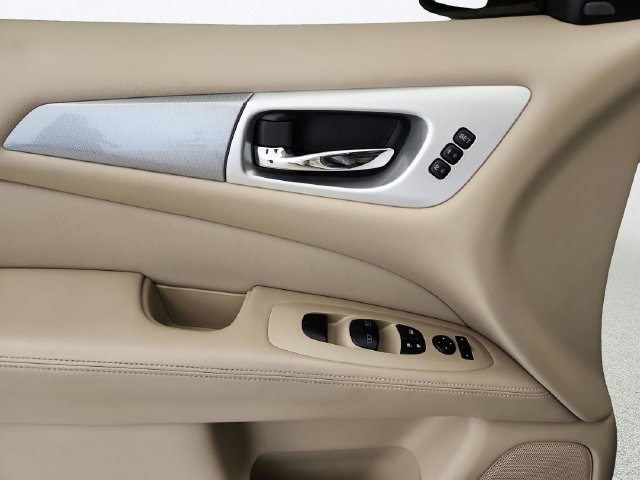 Used 2019 Nissan Pathfinder SL FWD image 20