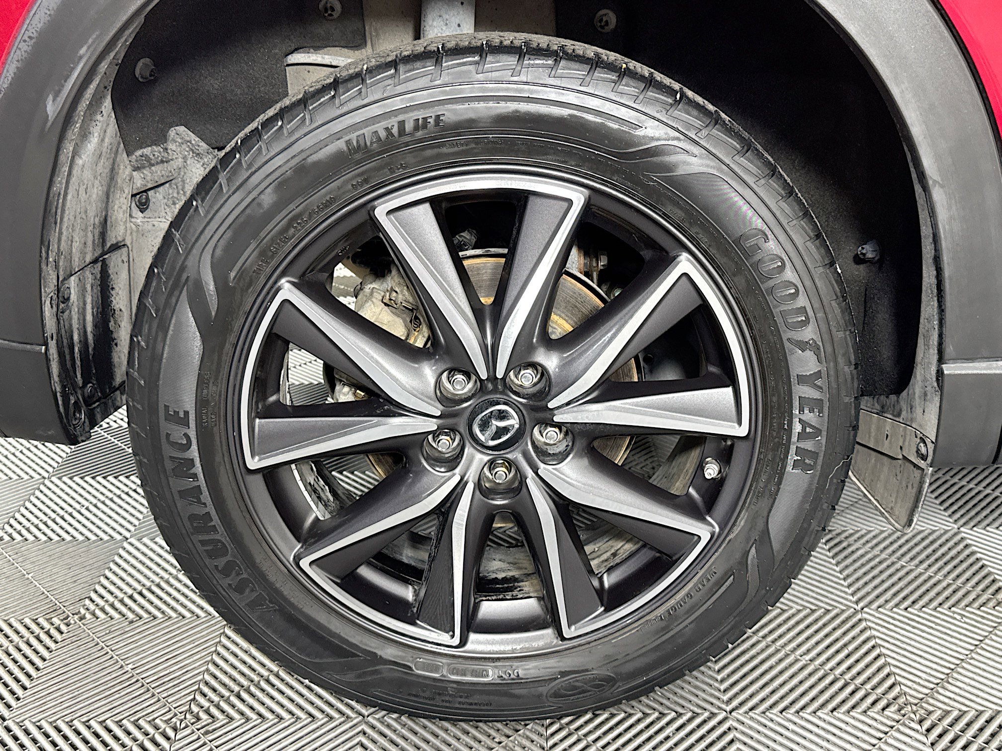 Used 2018 MAZDA CX-5 Touring w/ Preferred Equipment Package FWD image 32