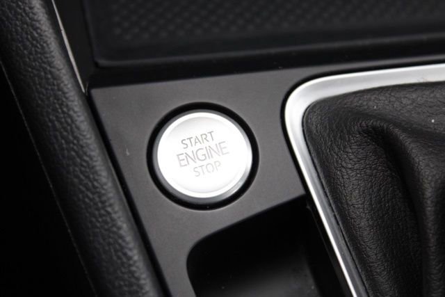 Used 2024 Volkswagen Jetta SE image 26