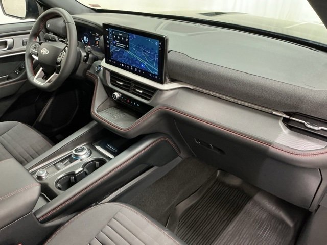 Used 2025 Ford Explorer ST-Line w/ Premium Package image 21