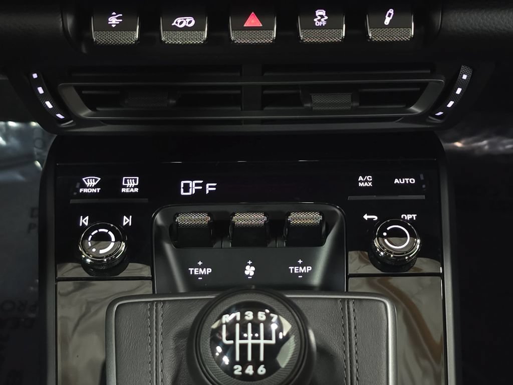 Certified 2024 Porsche 911 Carrera T RWD image 19