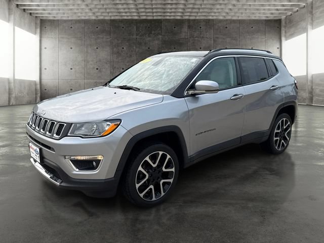 Used 2017 Jeep Compass Limited AWD/4WD image 1