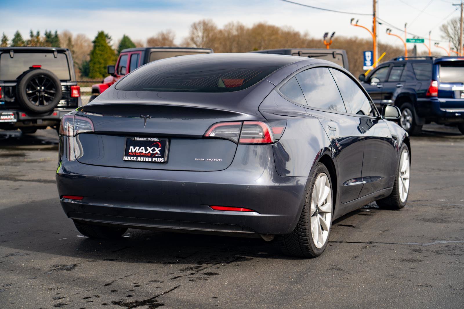 Used 2020 Tesla Model 3 Long Range AWD/4WD image 9