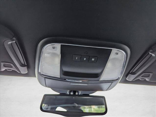 Used 2014 Dodge Charger SXT RWD image 18