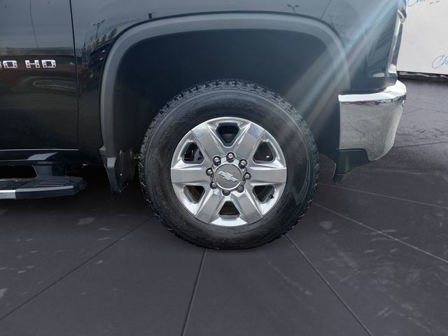 Used 2020 Chevrolet Silverado 2500 LTZ w/ LTZ Premium Package image 9