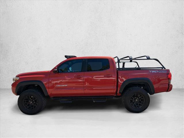 Used 2018 Toyota Tacoma TRD Off-Road w/ Technology Package AWD/4WD image 8