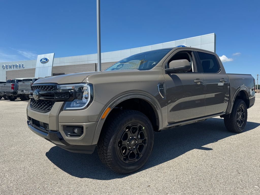 New 2026 Ford Ranger Lariat w/ Black Appearance Package AWD/4WD video 2