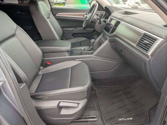 Used 2021 Volkswagen Atlas SE image 26