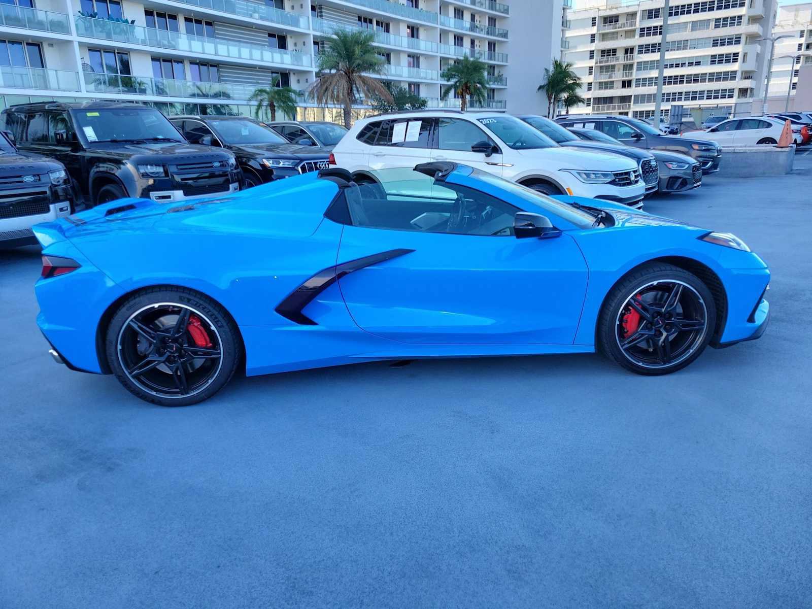 Used 2021 Chevrolet Corvette Stingray Premium Conv w/ Z51 Performance Package RWD image 7