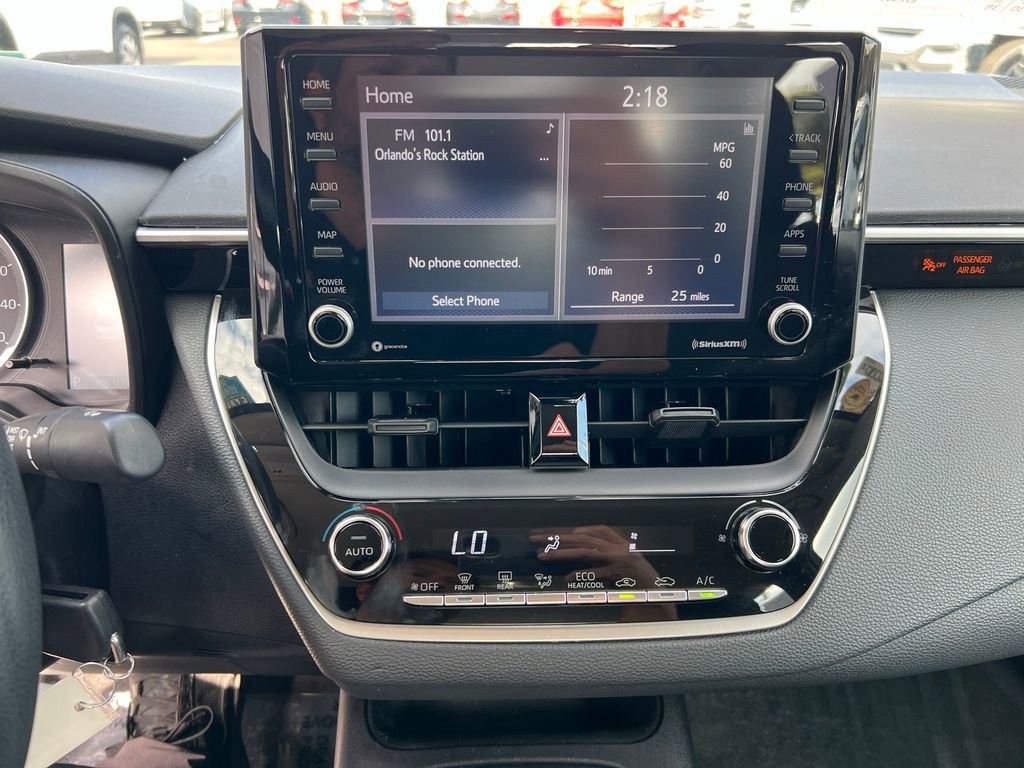 Used 2022 Toyota Corolla LE FWD image 31